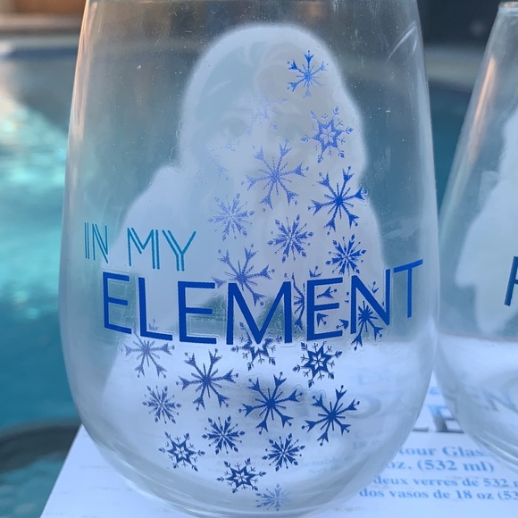 New Disney Frozen ll Glass Thumblers - Picture 5 of 8